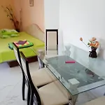 Vicente Апартаменти