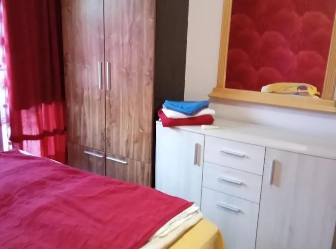 Vicente * Golden Sands